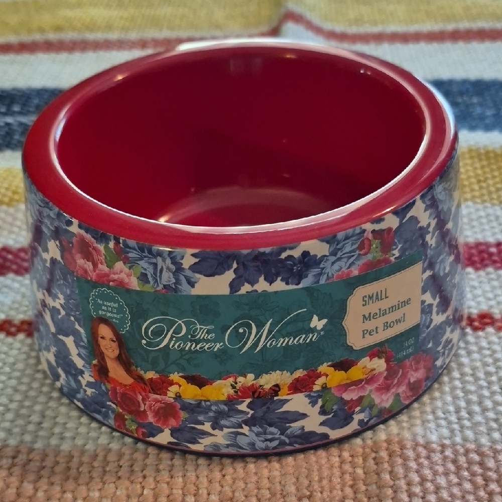 The Pioneer Woman Red and Blue Floral Pet Bowl